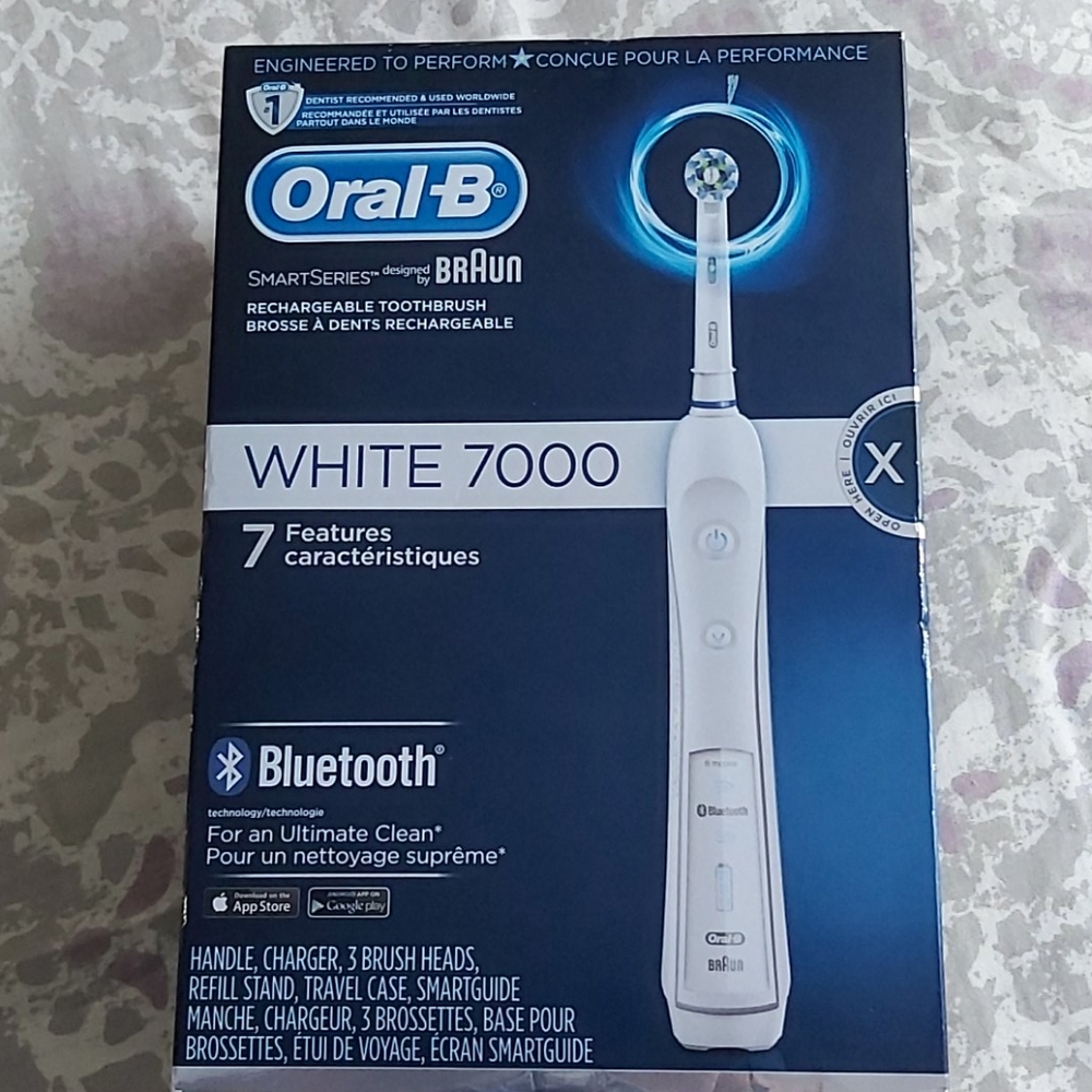 ORAL-B Rechargeable toothbrush